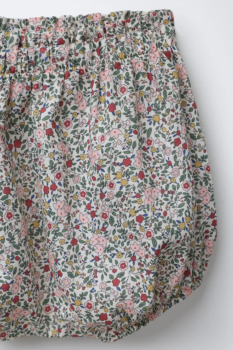ENSEMBLE CHEMISE ET BLOOMER À FLEURS
