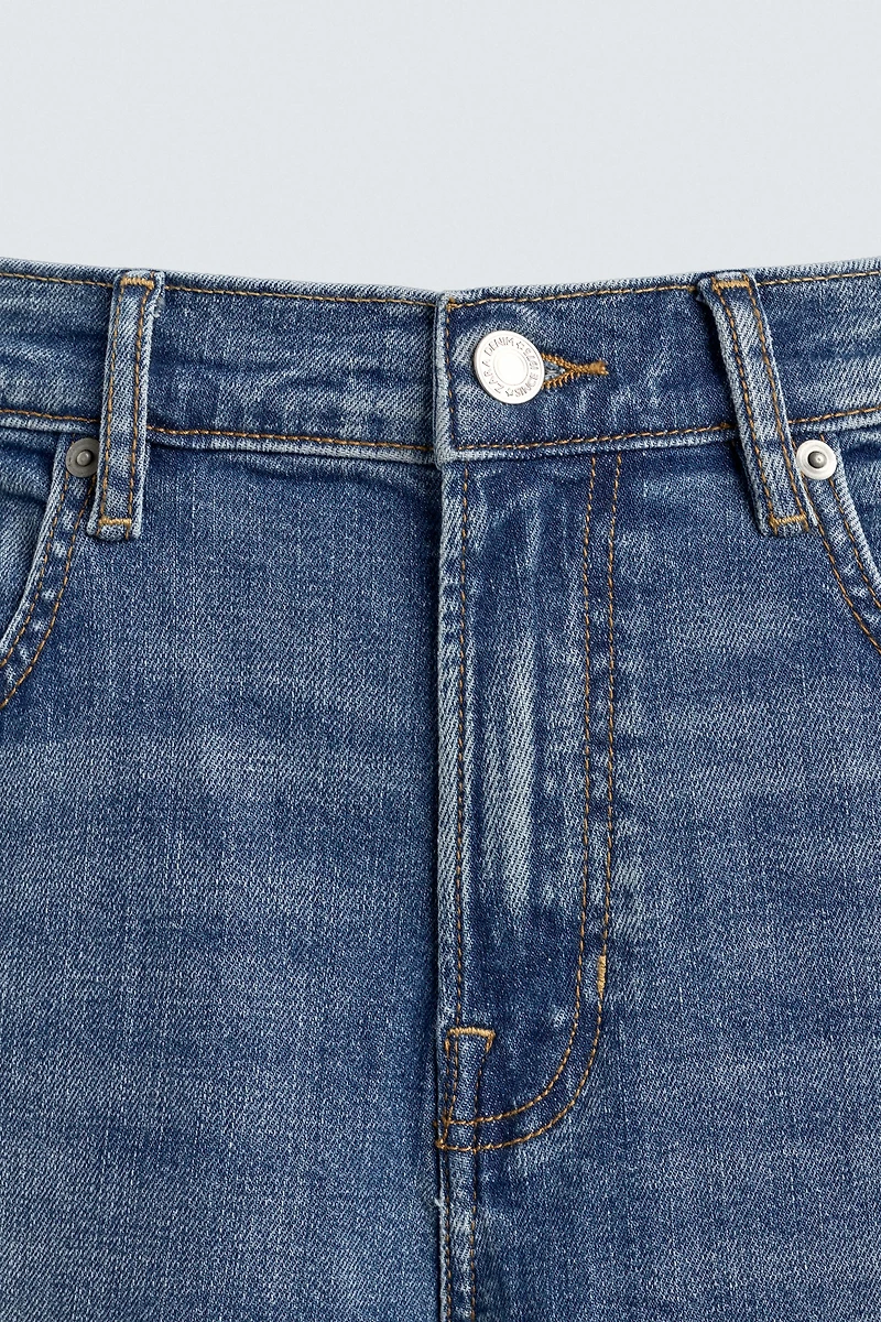 BASIC SLIM FIT JEANS