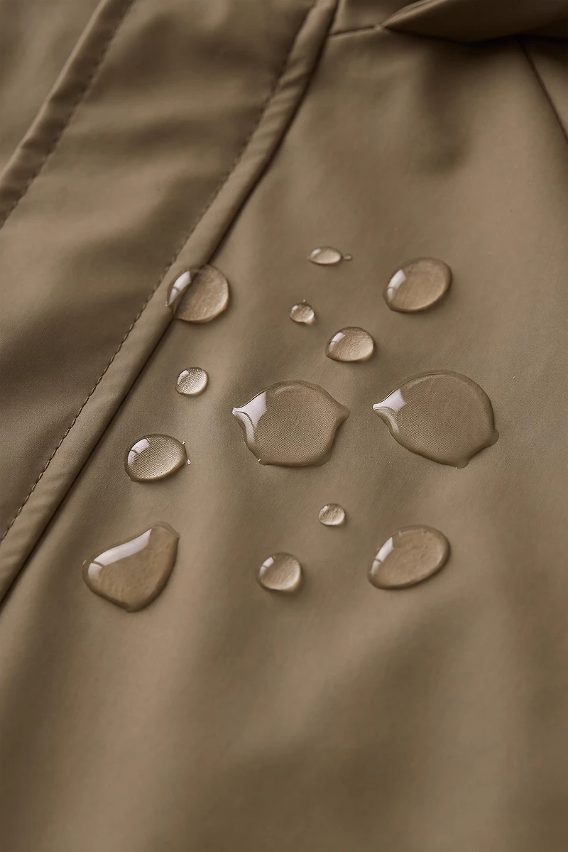 RUBBERIZED WATER REPELLENT RAINCOAT