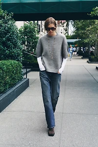 OVERSIZED SHORT SLEEVE KNIT SWEATER