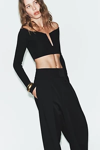 LONG SLEEVE CROPPED TOP
