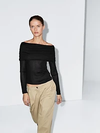 Long sleeve strapless T-shirt