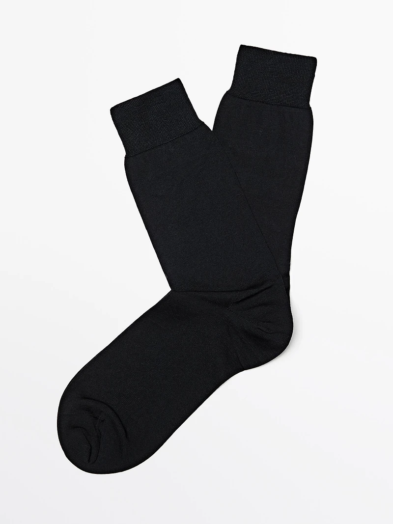 Plain smart socks