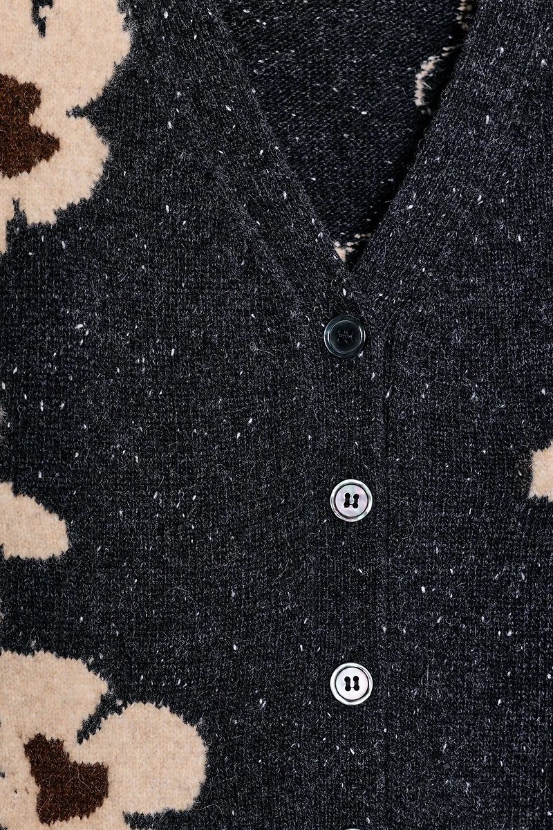 OVERSIZED FLORAL JACQUARD KNIT CARDIGAN