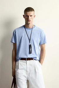 CONTRAST NECK RELAXED FIT T-SHIRT