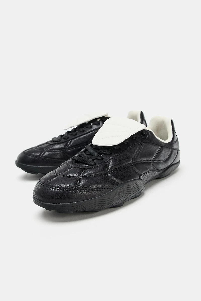 RUNNING SNEAKERS