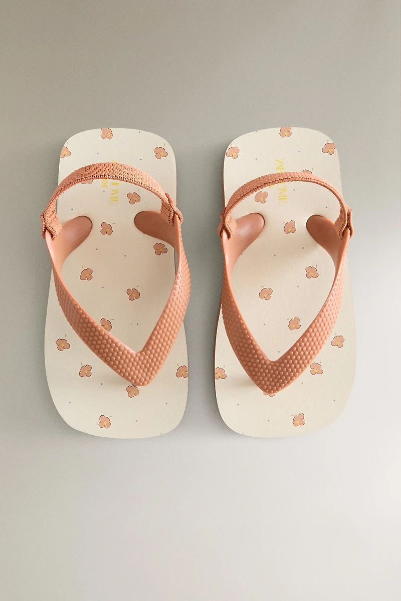 KIDS’ TOE SANDALS