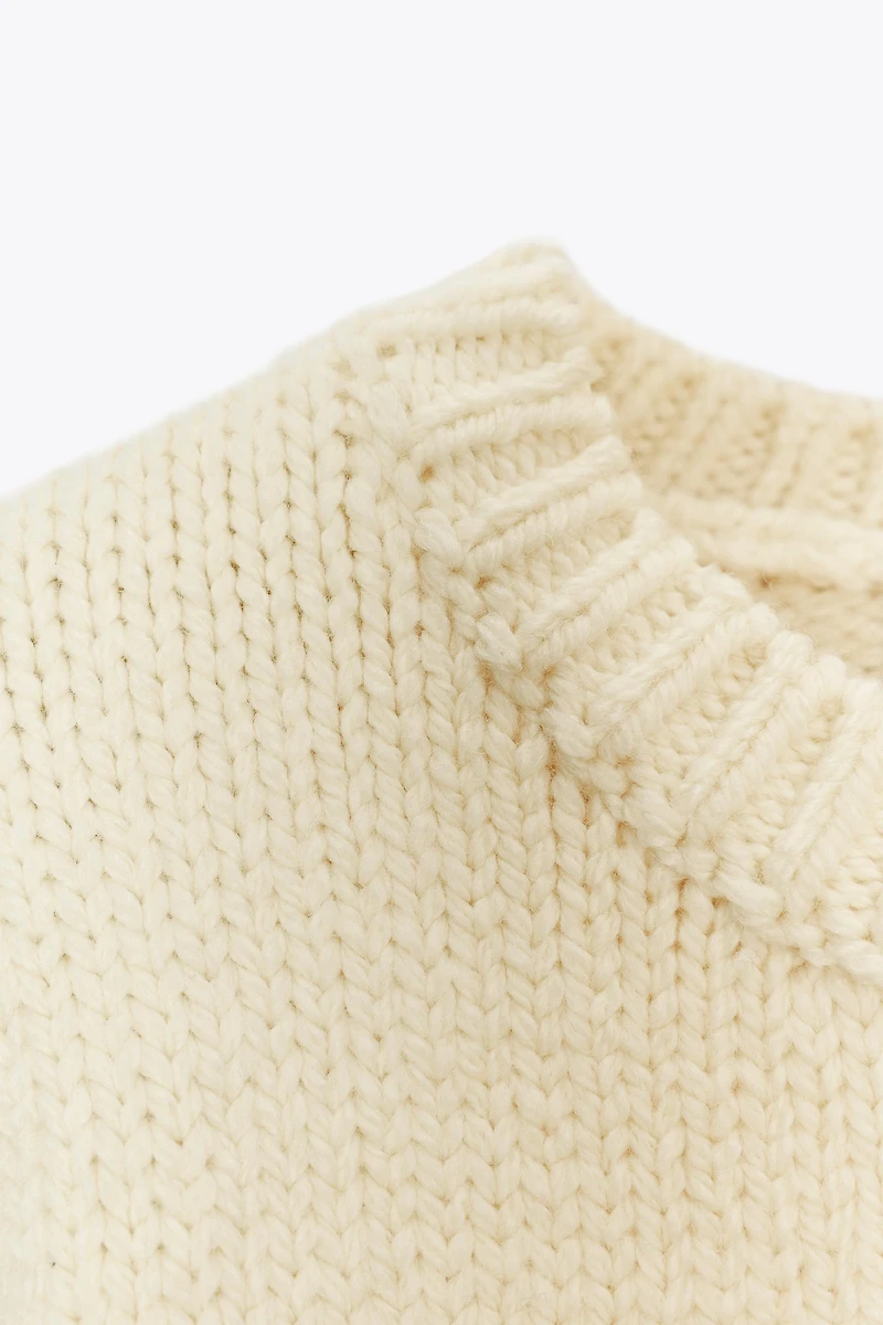 PULL EN MAILLE MANCHES COURTES