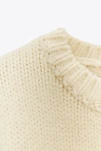 PULL EN MAILLE MANCHES COURTES