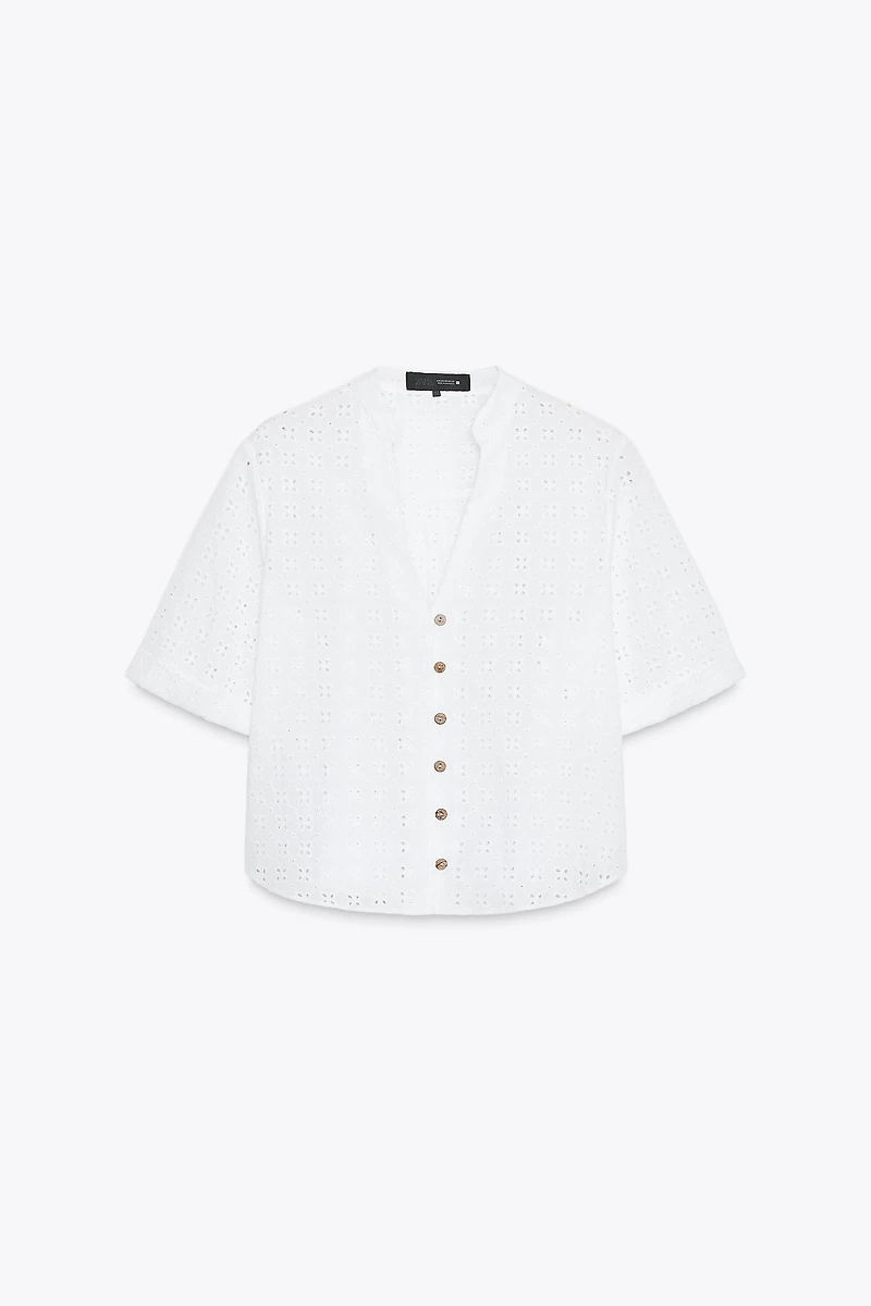 SHORT SLEEVE EYELET EMBROIDERED SHIRT