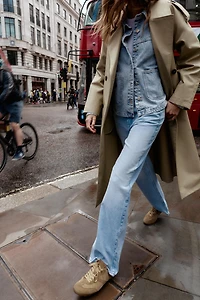 SOFT RUNNING SNEAKERS