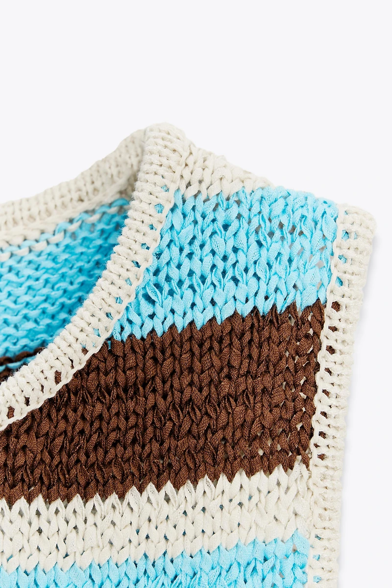 STRIPED KNIT RUFFLE TOP