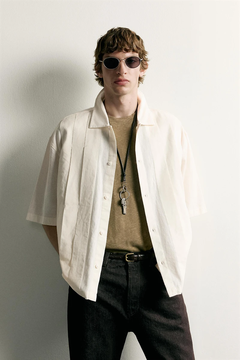 RELAXED FIT PLEATED SHIRT