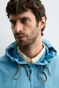 LIGHTWEIGHT TECHNICAL JACKET