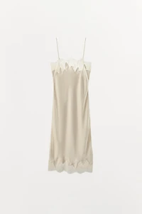 ROBE MIDI STYLE LINGERIE EN DENTELLE