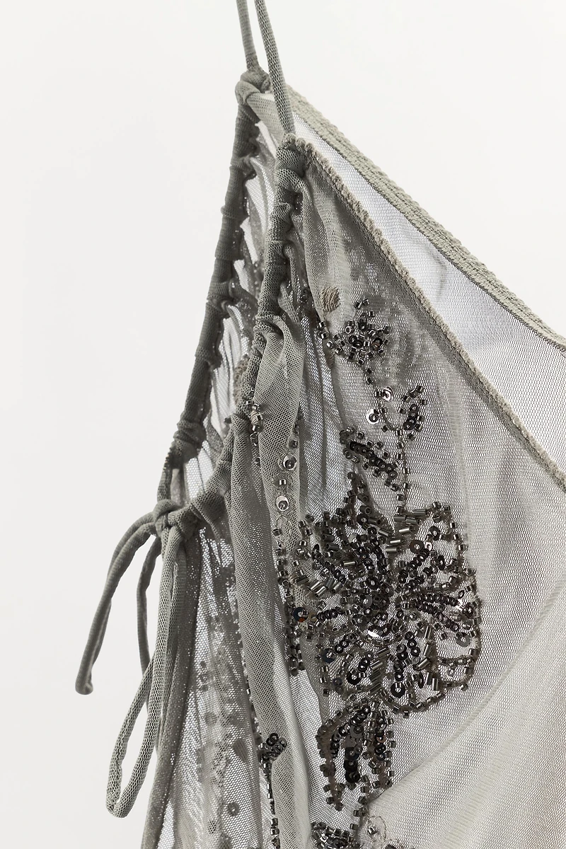 TOP BRODERIES PAILLETTES
