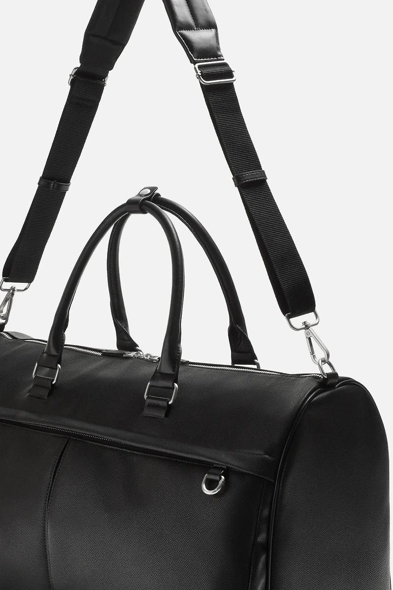 TEXTURED TRAVEL BAG