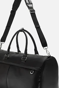 TEXTURED TRAVEL BAG