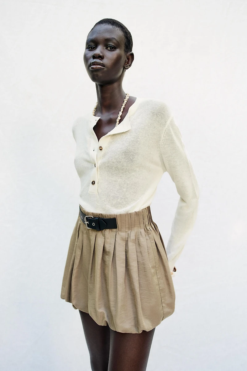 BALLOON SHORTS WITH BUCKLE