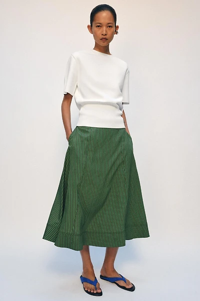 TOP EN MAILLE À ÉPAULETTES