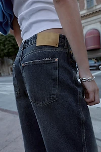 Z1975 MID-RISE STRAIGHT LEG JEANS