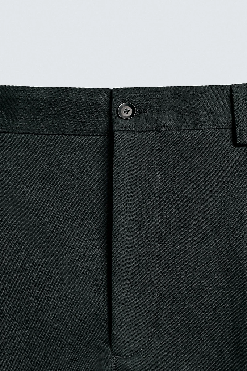PLEATED TEXTURED PANTS