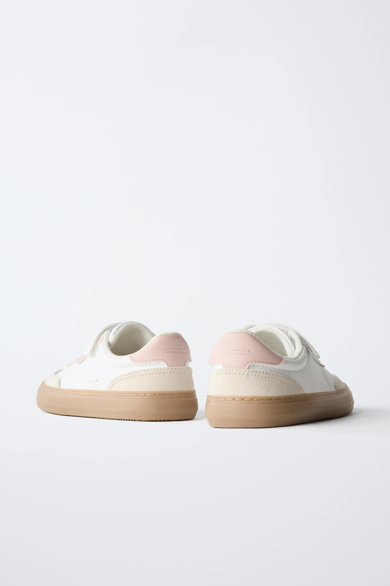 TENNIS OU BASKET BAREFOOT