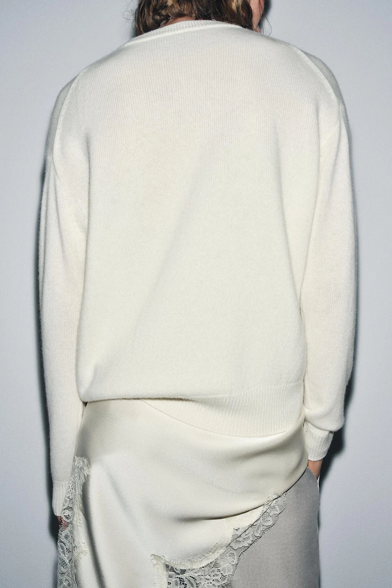 100% CASHMERE LONG SLEEVE SWEATER