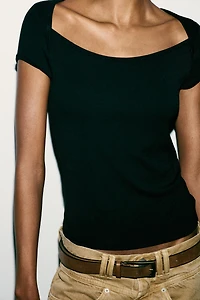 SQUARE NECK T-SHIRT