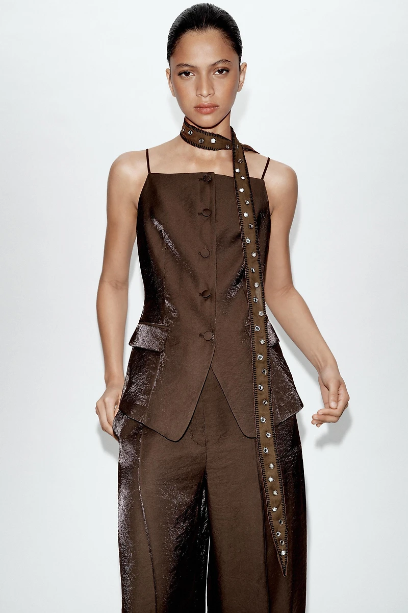 SHINY EFFECT VEST