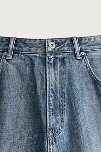 BAGGY FIT JEANS