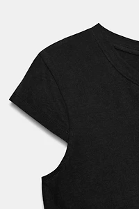 MINIMAL SHORT SLEEVE T-SHIRT