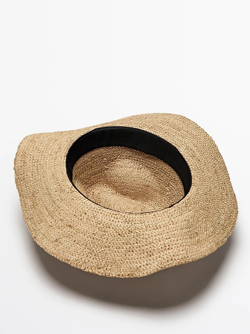 Chapeau raphia