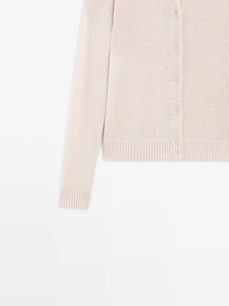 Knit 100% cashmere crew neck cardigan