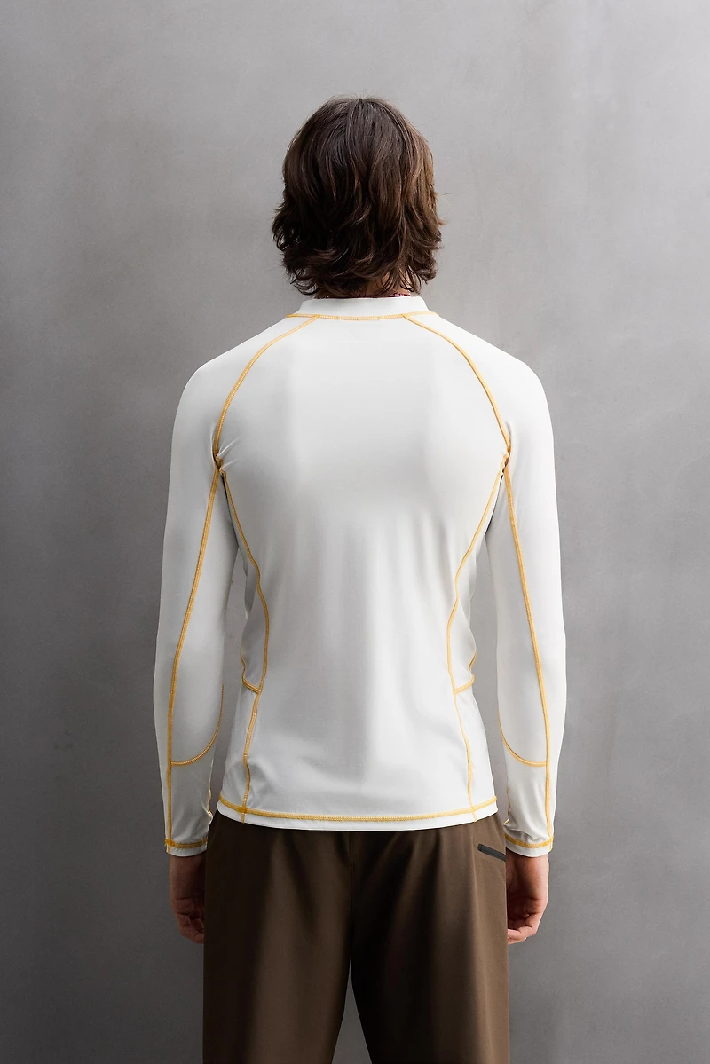 T-SHIRT DE SURF UPF40+ À MANCHES LONGUES