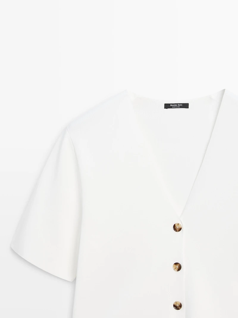 Short sleeve cardigan with button details