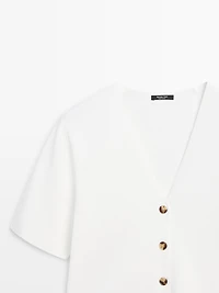 Short sleeve cardigan with button details