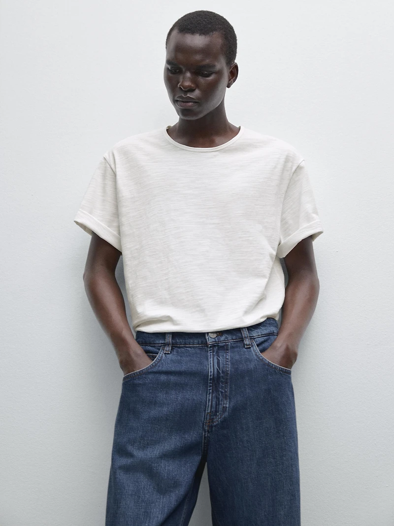 Wide-leg jeans