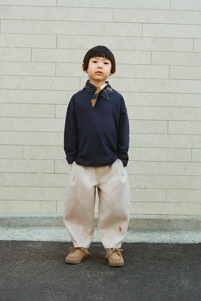 LOT DE TROIS HAUTS UNIS