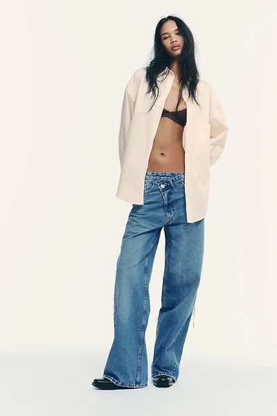 OVERSIZED SHIRT WITH TIE