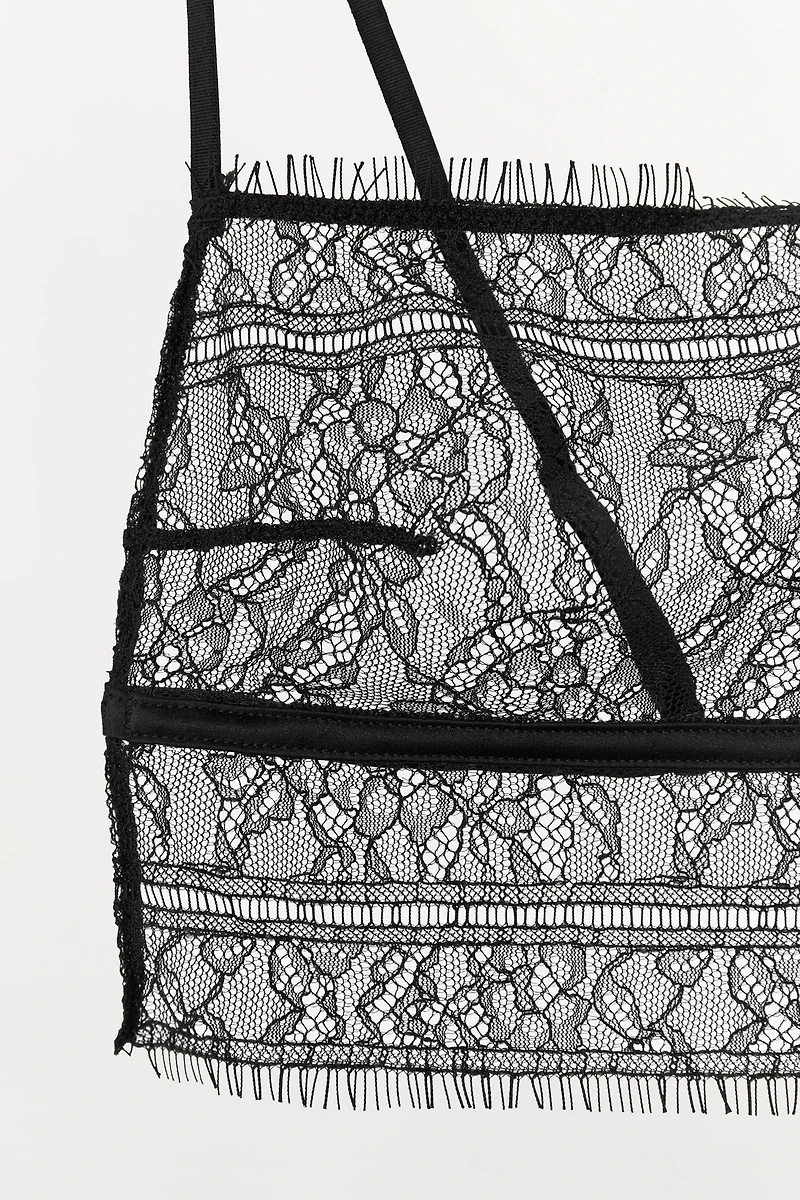 LACE BANDEAU BRALETTE