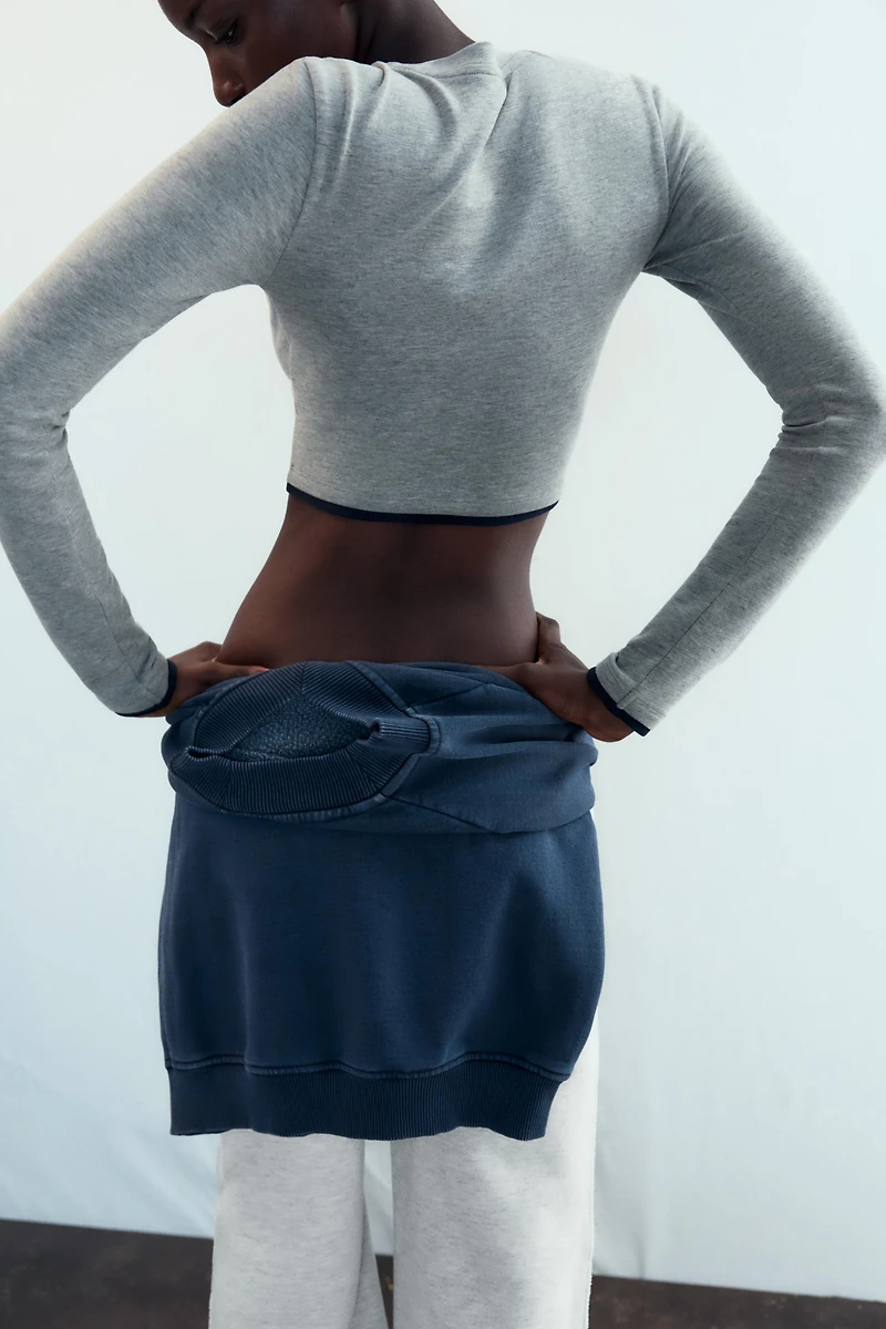 CROPPED DOUBLE EFFECT T-SHIRT