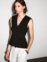 V-neck knit vest