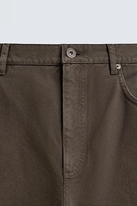 PANTALON STRAIGHT FIT STRUCTURÉ