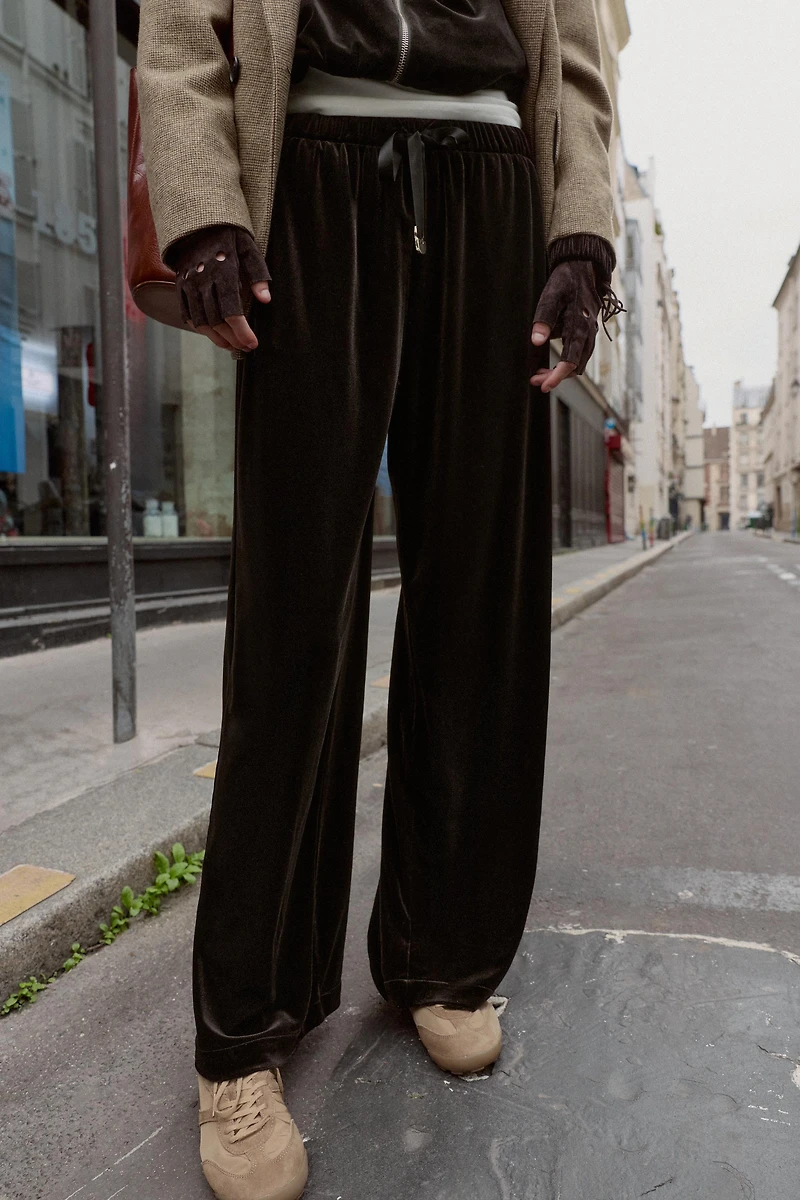 WIDE LEG VELVET PANTS