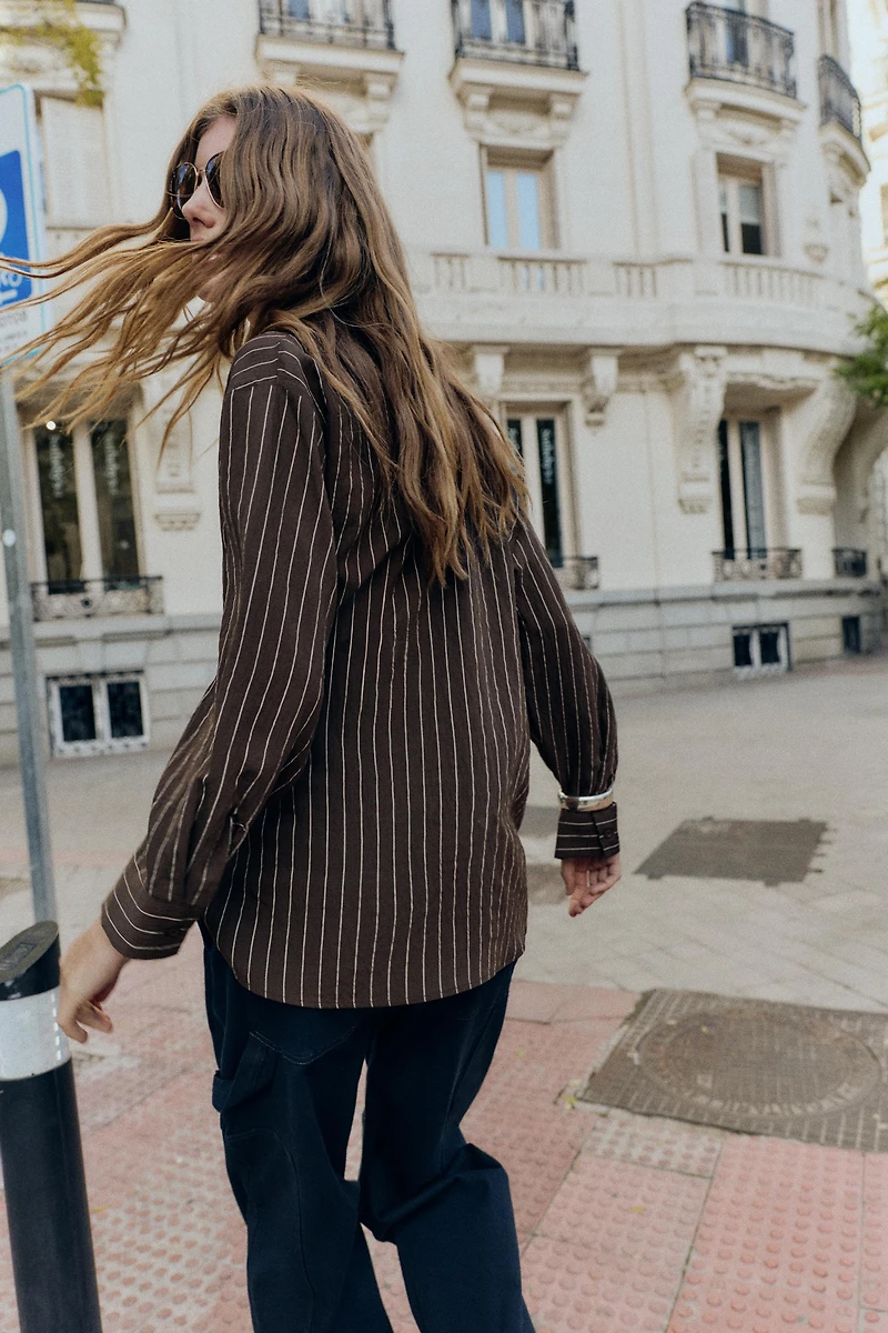 STRIPED BUCKLE SHIRT