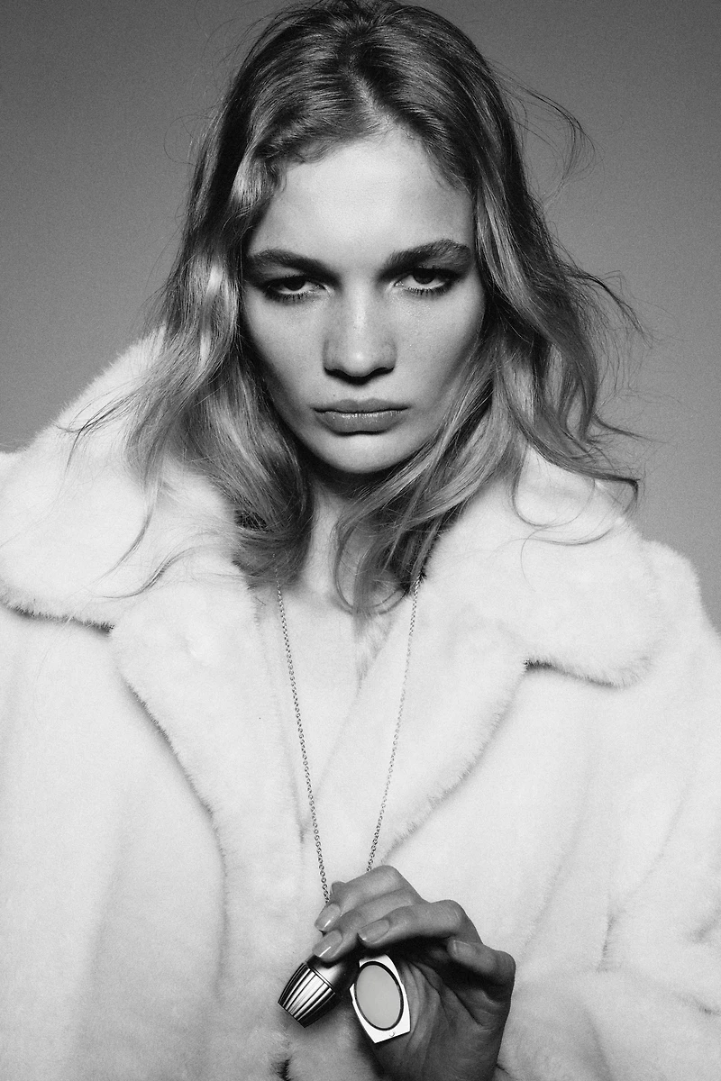 COFFRET COLLIER ÉCLAT BOHÈME 75 ML (2.53 FL.OZ) + 1.6 G (0.06 OZ).