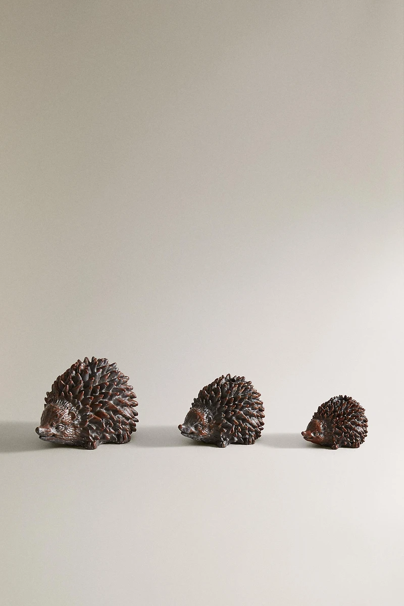 CHRISTMAS HEDGEHOG CANDLESTICK