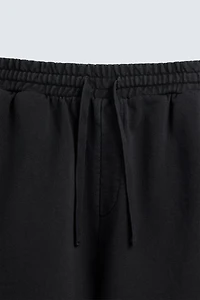 WASHED JOGGER SHORTS