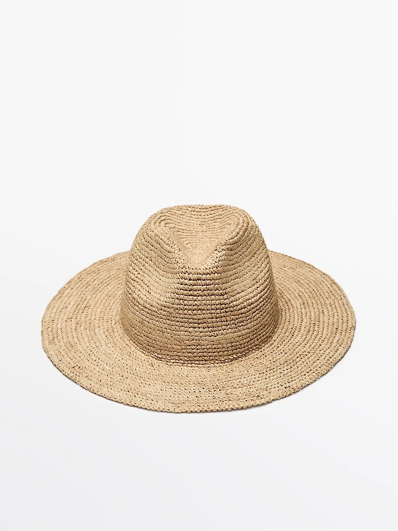 Chapeau raphia